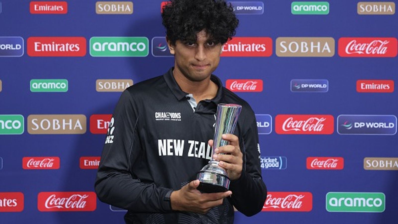 IND vs NZ Final: भारत के सामने हार के बाद न्यूजीलैंड के रचिन रवींद्र का छलका दर्द, कहा - क्रिकेट बहुत ही क्रूर खेल और मैं... IND vs NZ Final: भारत के सामने हार के बाद न्यूजीलैंड के रचिन रवींद्र का छलका दर्द, कहा - क्रिकेट बहुत ही क्रूर खेल और मैं...