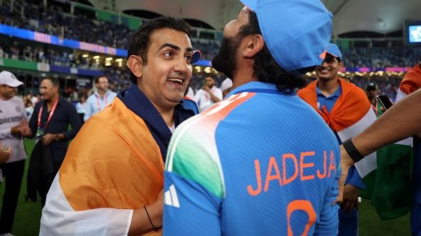 'फन कुचलने का हुनर...', भारत के चैंपियंस ट्रॉफी जीतने के बाद कोच गौतम गंभीर की बड़ी बात, Video  SportsTak Hindi