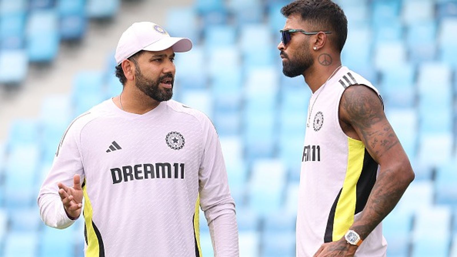 ICC ने चैंपियंस ट्रॉफी 2025 टीम ऑफ द टूर्नामेंट का किया ऐलान, हार्दिक- रोहित को नहीं मिली जगह, ये गेंदबाज बना कप्तान ICC ने चैंपियंस ट्रॉफी 2025 टीम ऑफ द टूर्नामेंट का किया ऐलान, हार्दिक- रोहित को नहीं मिली जगह, ये गेंदबाज बना कप्तान