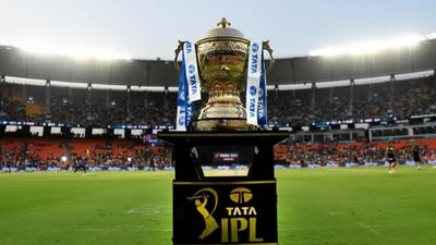 IPL इतिहास के पांच बड़े विवाद, 18 सालों में थप्पड़ कांड, फिक्सिंग और सट्टेबाजारी से लगे काले दाग IPL 2025 (File Photo)