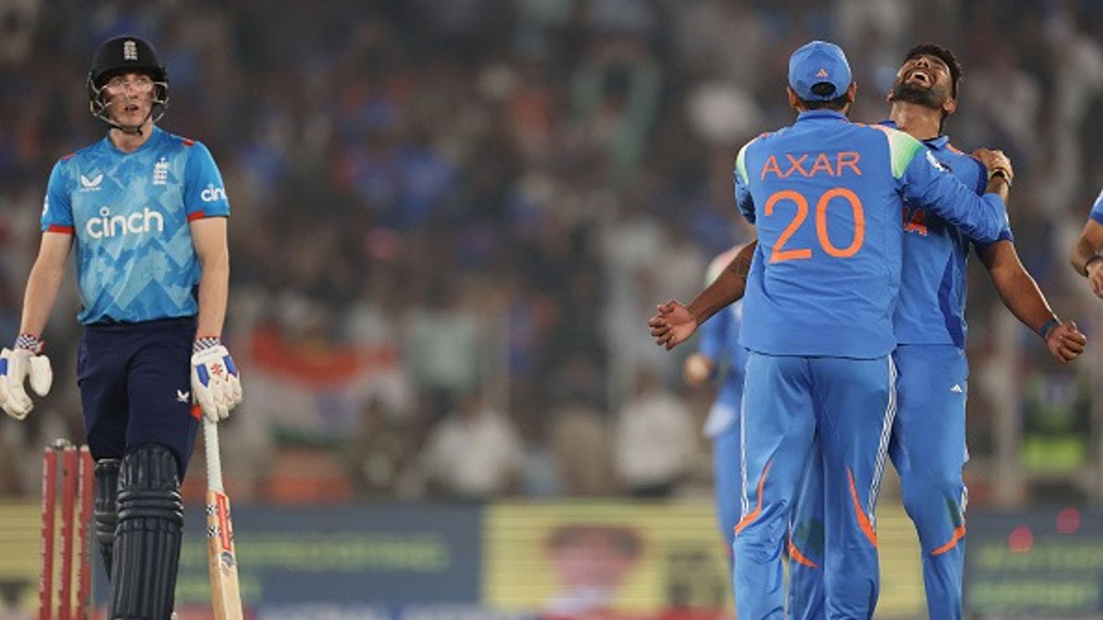 बड़ी खबर: दिल्ली कैपिटल्स को तगड़ा झटका, धाकड़ बल्लेबाज पर BCCI ने लगाया दो साल का बैन, जानें क्या है पूरा मामला बड़ी खबर: दिल्ली कैपिटल्स को तगड़ा झटका, धाकड़ बल्लेबाज पर BCCI ने लगाया दो साल का बैन, जानें क्या है पूरा मामला