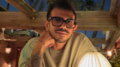 युजवेंद्र चहल को लेकर आई बड़ी खबर, भारतीय स्टार स्पिनर की 2025 सीजन के लिए हुई टीम में वापसी SportsTak Hindi