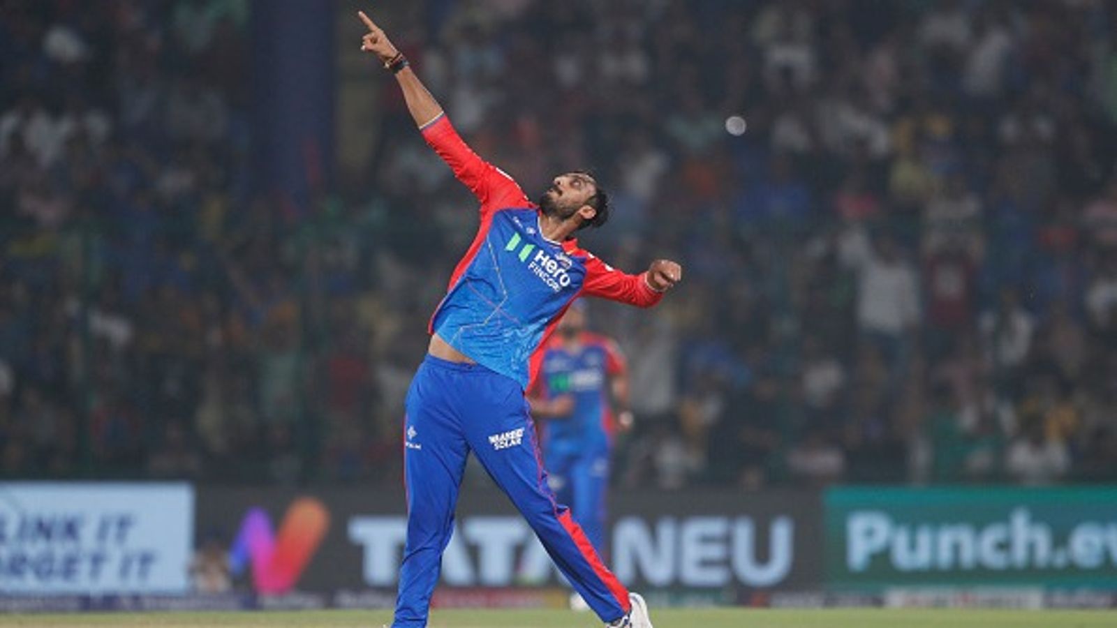 दिल्ली कैपिटल्स का कप्तान बनने के बाद अक्षर पटेल का सबसे पहला बयान, बोले- IPL 2025 के मेगा ऑक्शन में ... दिल्ली कैपिटल्स का कप्तान बनने के बाद अक्षर पटेल का सबसे पहला बयान, बोले- IPL 2025 के मेगा ऑक्शन में ...