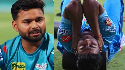 ऋषभ पंत को तगड़ा झटका, लगभग आधे IPL 2025 से बाहर हुआ रफ्तार से होश उड़ा देने वाला LSG का तेज गेंदबाज SportsTak Hindi