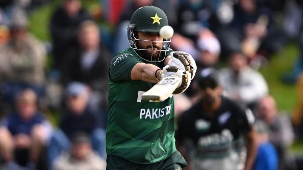 न्यूजीलैंड के खिलाफ लगातार दूसरा टी20 हारने के बाद पाकिस्तान के नए कप्तान ने ठंड को कोसा, कहा- जमाने वाली... SportsTak Hindi