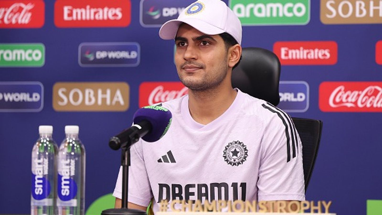 टीम इंडिया का कप्तान बनने के सवाल पर शुभमन गिल का बड़ा बयान, बोले- मैं कोशिश कर रहा हूं कि... टीम इंडिया का कप्तान बनने के सवाल पर शुभमन गिल का बड़ा बयान, बोले- मैं कोशिश कर रहा हूं कि...