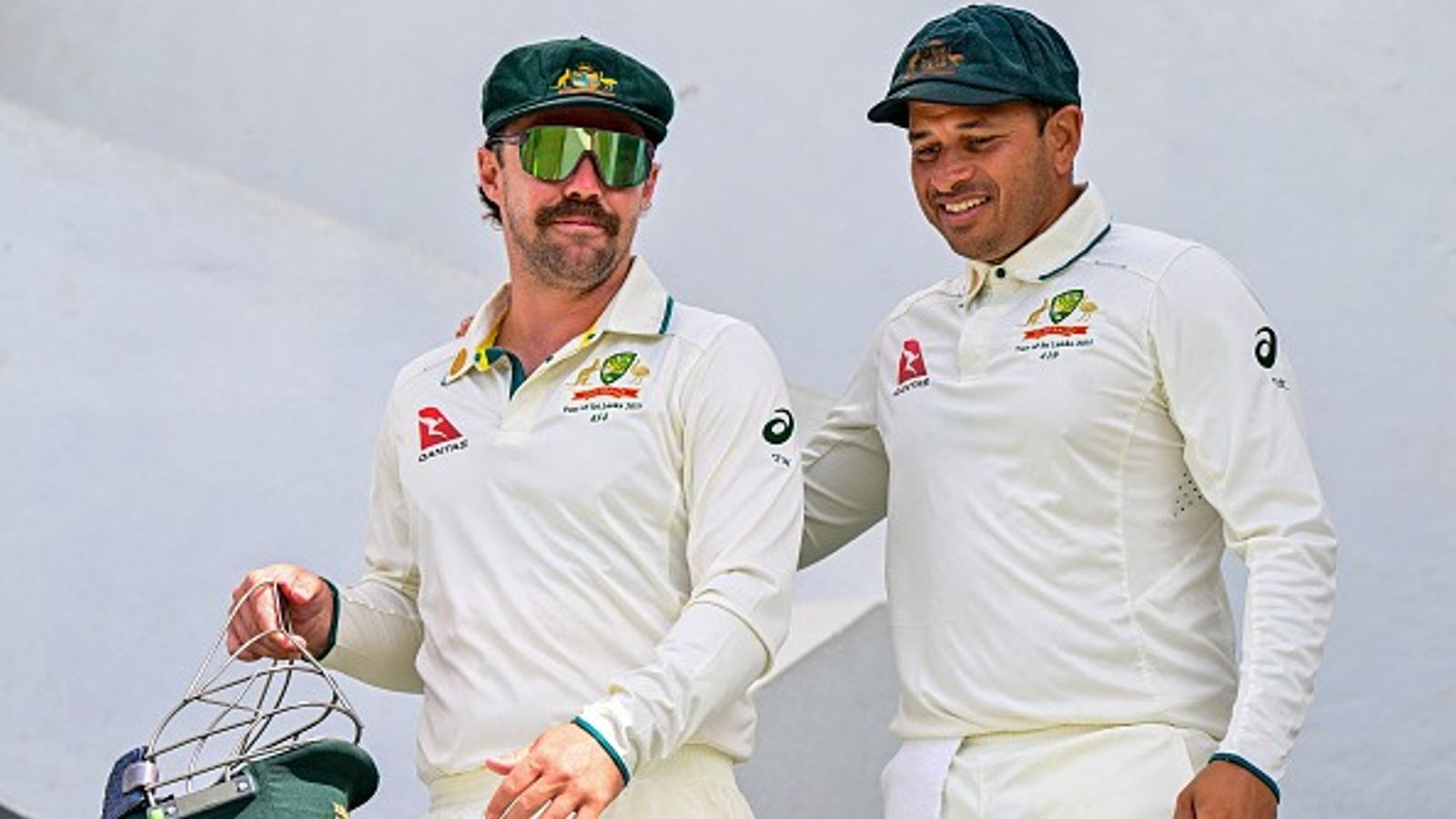 चोट का बहाना बना F1 ग्रां प्री देखने पहुंचा ऑस्ट्रेलियाई बल्लेबाज! हैमस्ट्रिंग इंजरी बताकर नहीं खेला था मैच, अब मिल सकती है सजा चोट का बहाना बना F1 ग्रां प्री देखने पहुंचा ऑस्ट्रेलियाई बल्लेबाज! हैमस्ट्रिंग इंजरी बताकर नहीं खेला था मैच, अब मिल सकती है सजा