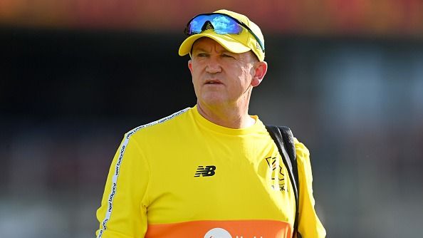 KKR की टीम को RCB के कोच ने पंड्या का नाम लेकर चेताया, कहा - हमारी टीम में शेन वॉर्न तो नहीं लेकिन...