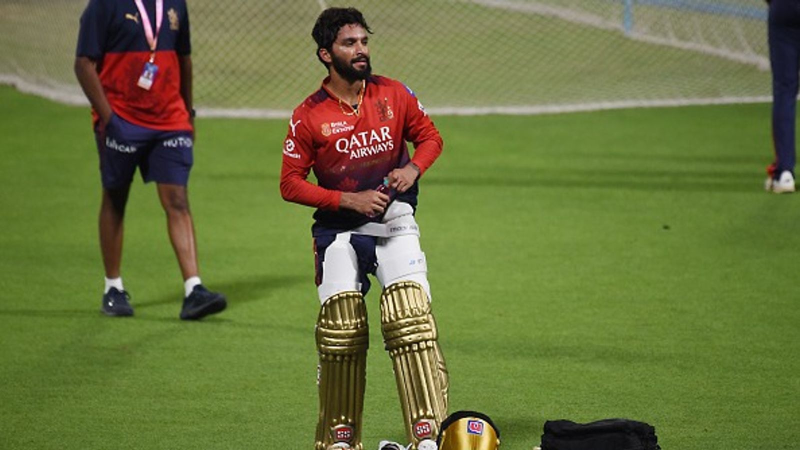 KKR vs RCB: रजत पाटीदार ने धमाकेदार जीत के बाद खोला ऐसा राज, जिसे सुनकर बेंगलुरु के फैंस खुशी से नाच उठेंगे! KKR vs RCB: रजत पाटीदार ने धमाकेदार जीत के बाद खोला ऐसा राज, जिसे सुनकर बेंगलुरु के फैंस खुशी से नाच उठेंगे!