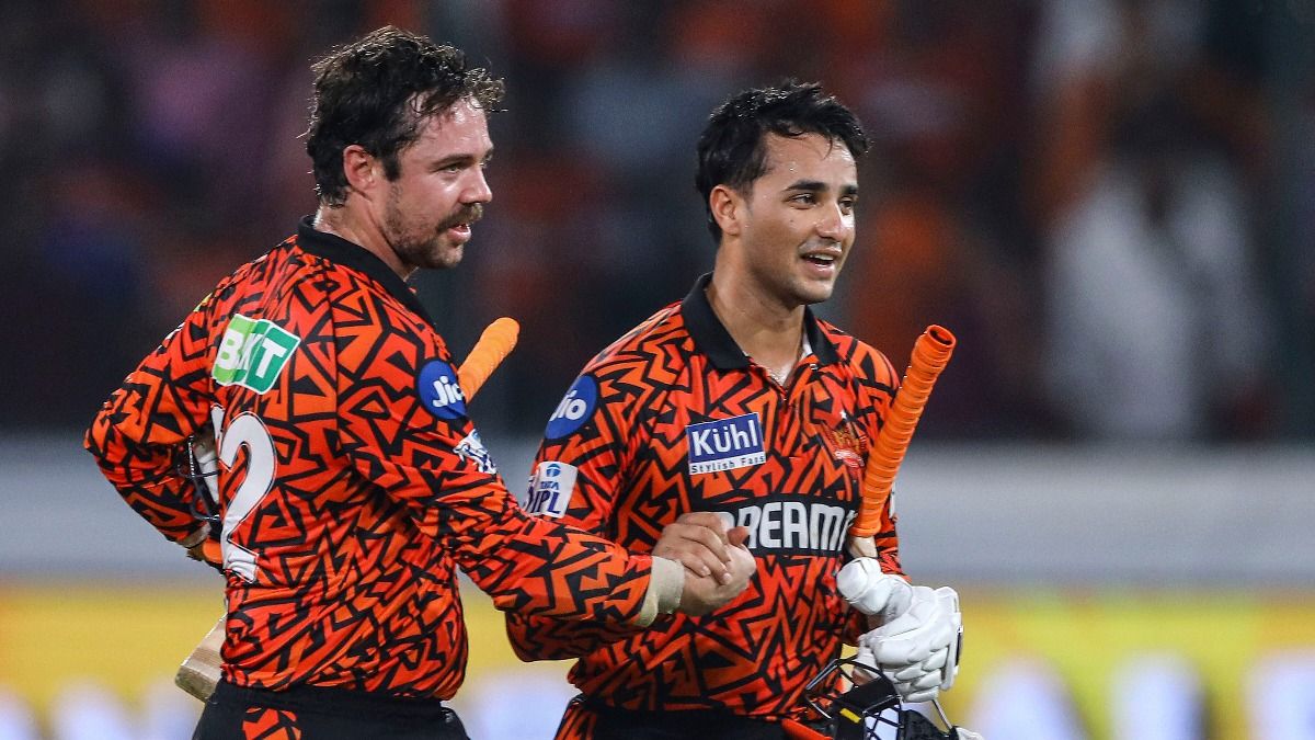 सनराइजर्स हैदराबाद के बल्लेबाज इतने विस्फोटक अंदाज में क्यों खेलते हैं? खुद टीम के दिग्गज खिलाड़ी ने कर दिया खुलासा, कहा- वो बात नहीं करते क्योंकि...