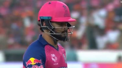 रियान पराग को ये क्या हो गया! हैदराबाद से तगड़ी हार के बाद कहा- मैंने तो टॉस के वक्त ही बता दिया था कि... SportsTak Hindi