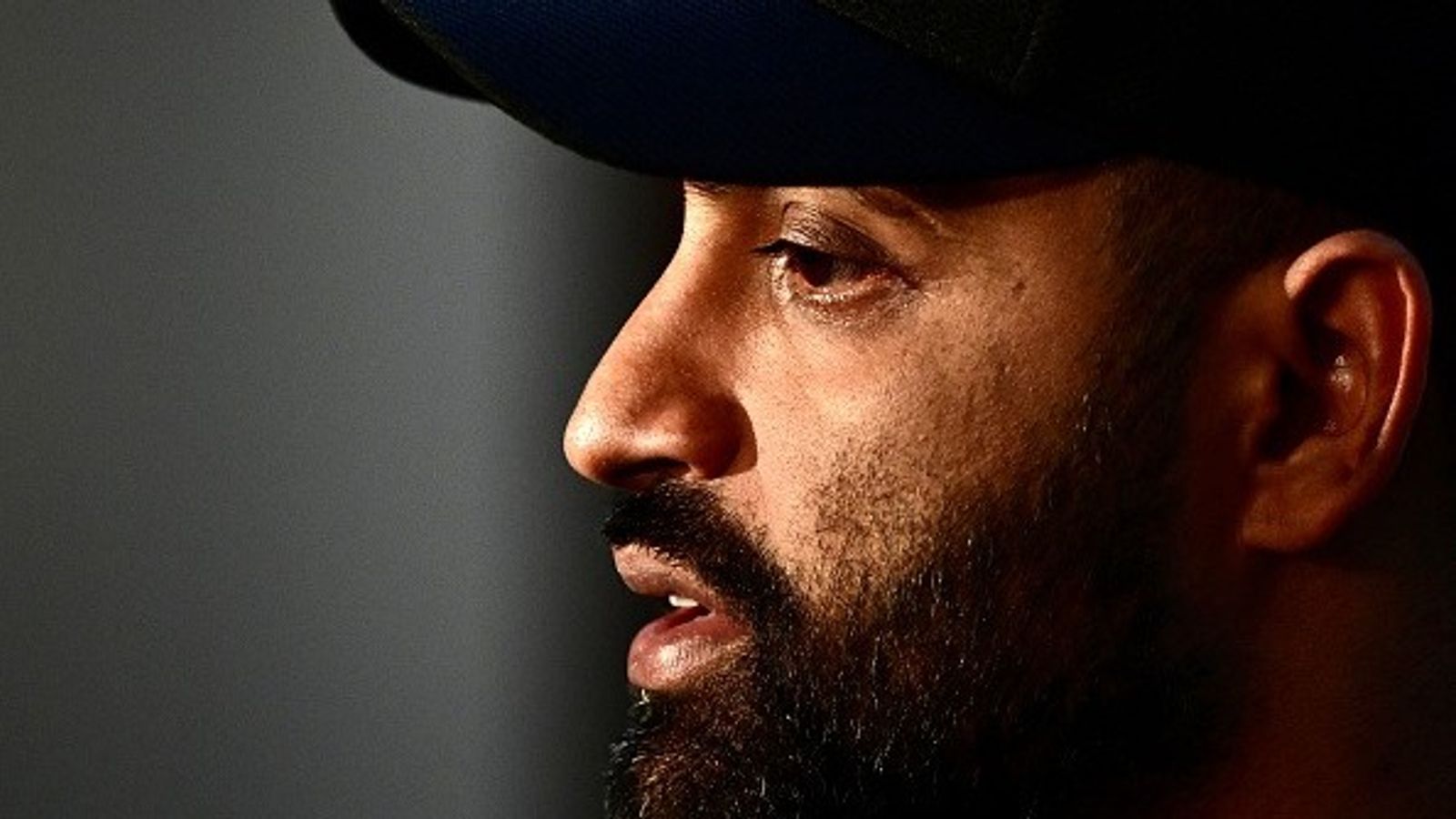 बड़ी खबर: तमीम इकबाल को मैच के दौरान आया हार्ट अटैक, एयरलिफ्ट की कोशिश के बाद ले जाया गया अस्पताल बड़ी खबर: तमीम इकबाल को मैच के दौरान आया हार्ट अटैक, एयरलिफ्ट की कोशिश के बाद ले जाया गया अस्पताल