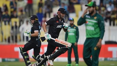 IPL 2025 के कारण पाकिस्तानी ऑलराउंडर की खुल गई किस्मत, न्यूजीलैंड की वनडे टीम से आया बुलावा  SportsTak Hindi