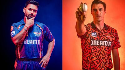 SRH vs LSG IPL 2025: लखनऊ सुपर जायंट्स ने टॉस जीतकर सनराइजर्स हैदराबाद को दी बैटिंग, टीम में एक बदलाव, कमिंस ने चुने ये खिलाड़ी, देखिए प्लेइंग इलेवन SportsTak Hindi