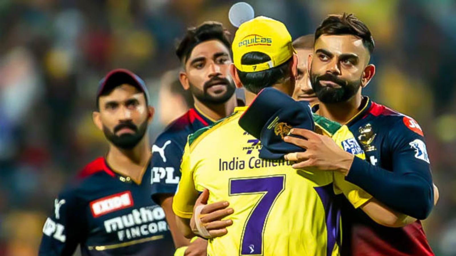 CSK vs RCB: IPL के 17 साल और 8 मैच, चेन्नई के घर में नहीं जीत पाई विराट कोहली की आरसीबी, जानिए धोनी की सीएसके ने कब-कैसे धूल चटाई CSK vs RCB: IPL के 17 साल और 8 मैच, चेन्नई के घर में नहीं जीत पाई विराट कोहली की आरसीबी, जानिए धोनी की सीएसके ने कब-कैसे धूल चटाई