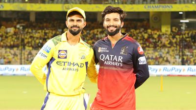 ऋतुराज गायकवाड़ ने RCB के खिलाफ मैच से पहले अपनी ही टीम पर साधा निशाना, चेन्नई सुपरकिंग्स के कप्तान ने कहा- हम सब के सब... Ruturaj Gaikwad and Rajat Patidar