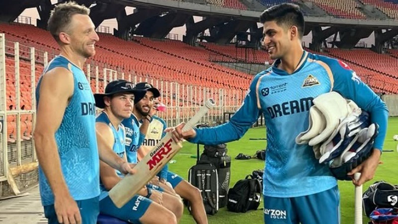 IPL में रनों की सुनामी ने बढ़ाई गुजरात टाइटंस के कोच की चिंता, मुंबई मैच से पहले बोले- जब हम खेलते थे तब तो... IPL में रनों की सुनामी ने बढ़ाई गुजरात टाइटंस के कोच की चिंता, मुंबई मैच से पहले बोले- जब हम खेलते थे तब तो...