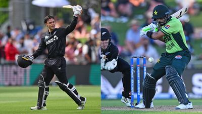 NZ vs PAK: चैपमैन के शतक और स्मिथ के 4 विकेट की बदौलत न्यूजीलैंड ने पहले वनडे में पाकिस्तान को 73 रन से दी मात, 78 रन की धीमी पारी खेल ट्रोल हुए बाबर आजम SportsTak Hindi
