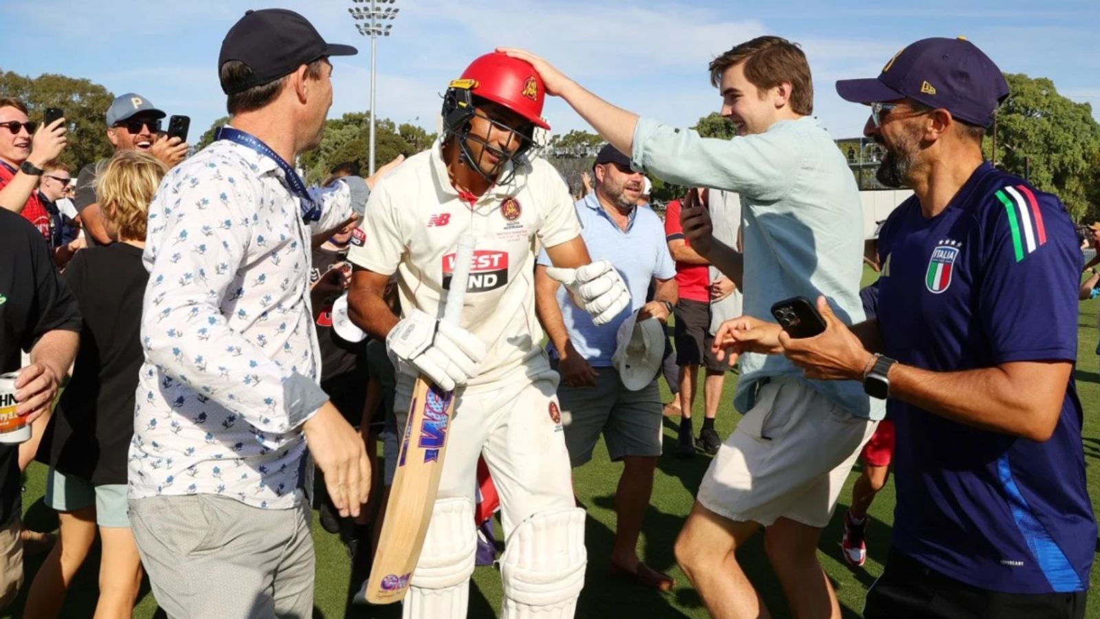 भारतीय मूल के खिलाड़ी के दम पर साउथ ऑस्ट्रेलिया ने रचा इतिहास, 29 साल बाद जीती शेफील्ड शील्ड, फाइनल में हासिल हुआ सर्वोच्च लक्ष्य भारतीय मूल के खिलाड़ी के दम पर साउथ ऑस्ट्रेलिया ने रचा इतिहास, 29 साल बाद जीती शेफील्ड शील्ड, फाइनल में हासिल हुआ सर्वोच्च लक्ष्य