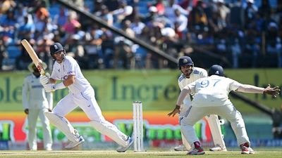 'हमारे पास छिपने के लिए कोई जगह नहीं', भारत के खिलाफ टेस्ट सीरीज से ठीक पहले क्या डर गए हैं जो रूट, कहा- आपको बार बार... SportsTak Hindi