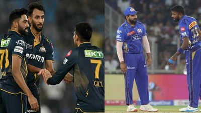 सुदर्शन के धमाके और प्रसिद्ध की घातक गेंदबाजी से जीती गुजरात, 197 रनों के आगे मुंबई इंडियंस ने अहमदाबाद में फिर टेके घुटने Players of Gujarat and Mumbai during the match