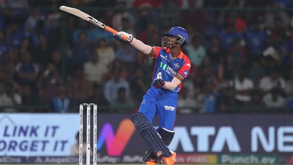 अभिषेक पोरेल ने दिल्ली कैपिटल्स के नए कप्तान अक्षर पटेल को लेकर खोला बड़ा राज, कहा - मैदान के बाहर वो बहुत ही... अभिषेक पोरेल ने दिल्ली कैपिटल्स के नए कप्तान अक्षर पटेल को लेकर खोला बड़ा राज, कहा - मैदान के बाहर वो बहुत ही...