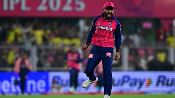 बड़ी खबर: रियान पराग को कप्तानी छोड़ने से पहले मिली बड़ी सजा, चेन्नई सुपर  किंग्स के खिलाफ जीत के बाद मिली बुरी खबर बड़ी खबर: रियान पराग को कप्तानी छोड़ने से पहले मिली बड़ी सजा, चेन्नई सुपर  किंग्स के खिलाफ जीत के बाद मिली बुरी खबर