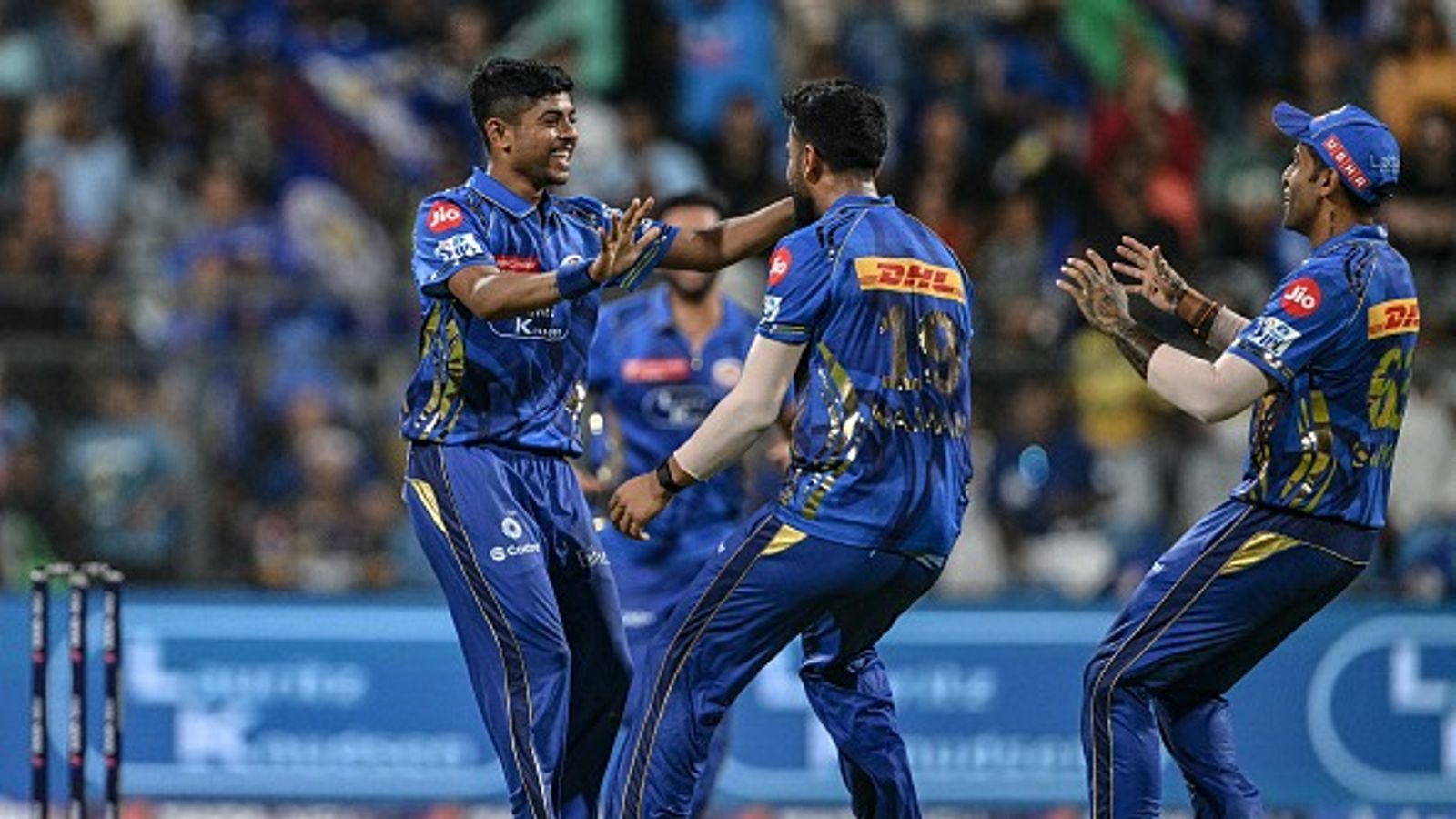 'तुम पंजाबी हो, विरोधी टीमों को बुरी तरह डरा दो', अश्विनी कुमार को डेब्यू से पहले मुंबई इंडियंस के दिग्गज खिलाड़ी ने दिया था खास मैसेज 'तुम पंजाबी हो, विरोधी टीमों को बुरी तरह डरा दो', अश्विनी कुमार को डेब्यू से पहले मुंबई इंडियंस के दिग्गज खिलाड़ी ने दिया था खास मैसेज