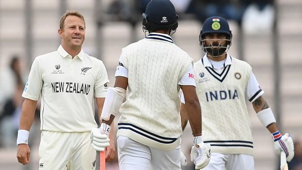 क्रिकेट जगत के लिए बुरी खबर, एक ओवर में 5 विकेट लेने वाले धाकड़ गेंदबाज ने सभी फॉर्मेट ले लिया संन्यास, मैदान पर आखिरी दिन... SportsTak Hindi