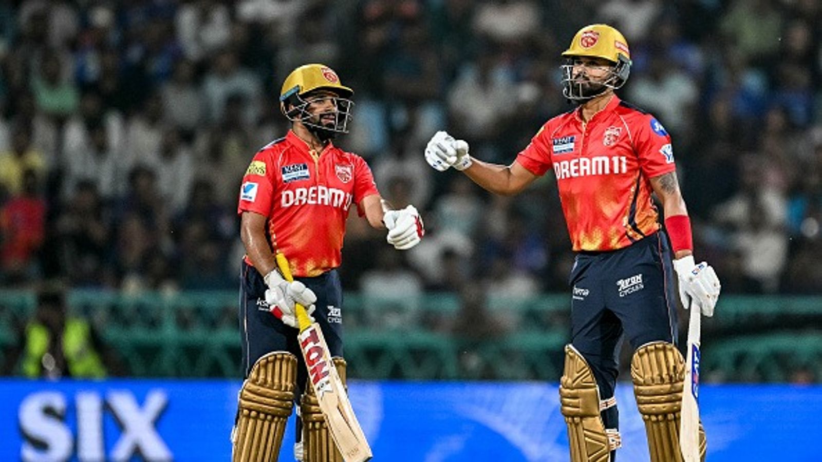 LSG vs PBKS: श्रेयस अय्यर की कप्तानी में पंजाब किंग्स की लगातार दूसरी जीत, लखनऊ को उसी के घर में 8 विकेट से अदब से हराया LSG vs PBKS: श्रेयस अय्यर की कप्तानी में पंजाब किंग्स की लगातार दूसरी जीत, लखनऊ को उसी के घर में 8 विकेट से अदब से हराया