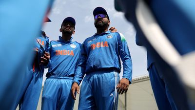 बड़ी खबर: टीम इंडिया के घरेलू मैचों के शेड्यूल की घोषणा, इन दो महीनों में खेले जाएंगे 12 मैच, जानिए किन टीमों से होगी टक्क SportsTak Hindi