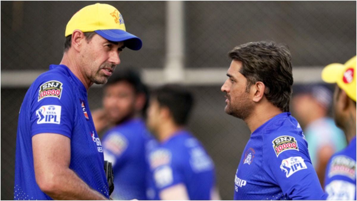 एमएस धोनी की टीम में युवा खिलाड़ियों को क्यों नहीं मिलता मौका? CSK के कोच का जवाब चौंका देगा 