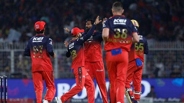 IPL 2025 Points Table Update: हार के बाद मुंबई को बड़ा झटका, 8वें पायदान पर पंड्या की टीम, जानें किस नंबर पर बाकी टीमें