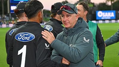 स्टीड ने छोड़ा न्यूजीलैंड के हेड कोच का पद, भारत से चैंपियंस ट्रॉफी फाइनल हारने के ठीक एक महीने बाद लिया चौंकाने वाला फैसला SportsTak Hindi