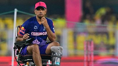 द्रविड़ को पसंद नहीं था इम्पैक्ट प्लेयर नियम, फिर इस वजह से RR कोच को करना पड़ा स्वीकार, खुद किया खुलासा SportsTak Hindi