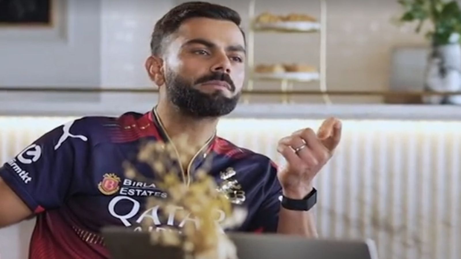 विराट कोहली ने आईपीएल में अपने बुरे वक्त को किया याद, कहा- मैं उन तीन सीजन में इस टूर्नामेंट को... विराट कोहली ने आईपीएल में अपने बुरे वक्त को किया याद, कहा- मैं उन तीन सीजन में इस टूर्नामेंट को...