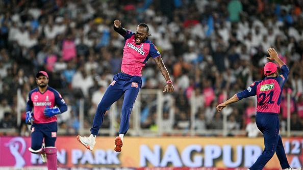 जोफ्रा आर्चर का जवाब नहीं, IPL 2025 में डाली 152.3 की रफ्तार से गेंद, शुभमन गिल की बत्ती गुल, VIDEO
