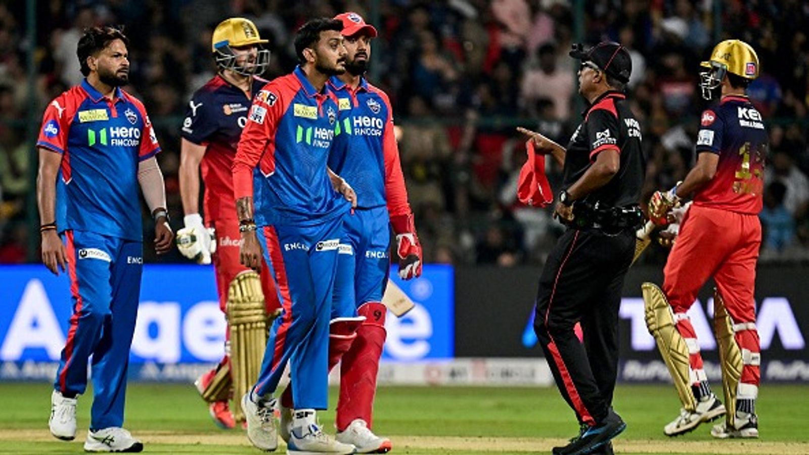 IPL 2025 Points Table Update : लगातार चार जीत के बावजूद गुजरात से ताज नहीं छीन सकी दिल्ली, अंकतालिका में  जानें RCB का हाल  IPL 2025 Points Table Update : लगातार चार जीत के बावजूद गुजरात से ताज नहीं छीन सकी दिल्ली, अंकतालिका में  जानें RCB का हाल