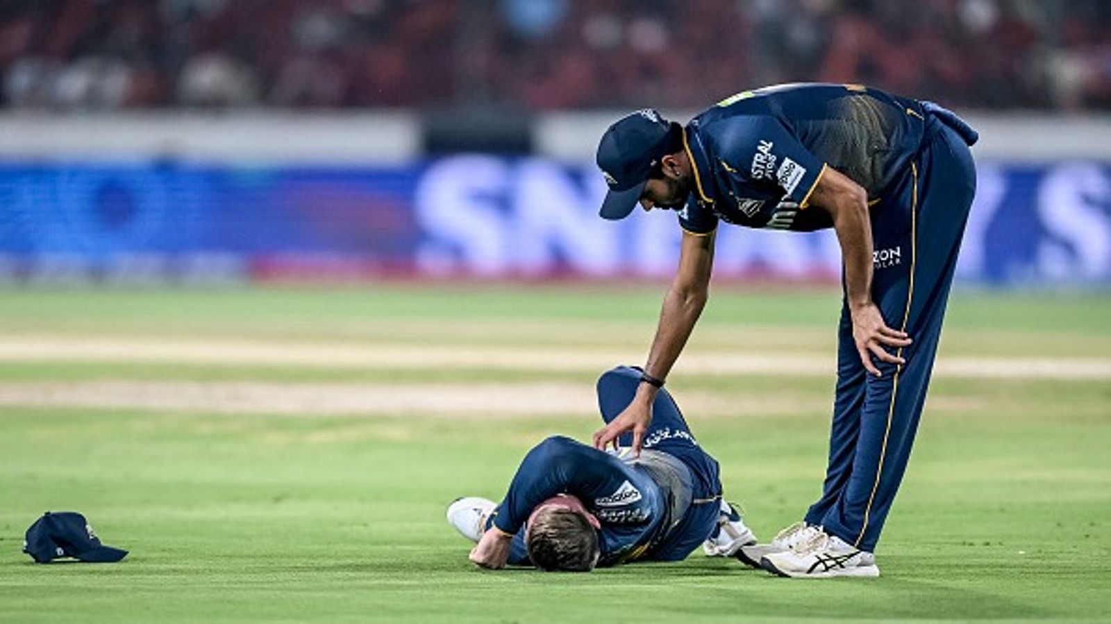 बड़ी खबर: गुजरात टाइटंस को LSG के खिलाफ मुकाबले से पहले तगड़ा झटका, स्टार ऑलराउंडर चोट के बाद IPL 2025 से बाहर बड़ी खबर: गुजरात टाइटंस को LSG के खिलाफ मुकाबले से पहले तगड़ा झटका, स्टार ऑलराउंडर चोट के बाद IPL 2025 से बाहर