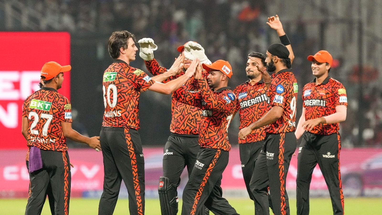 IPL 2025 Points Table Update: लखनऊ सुपर जायंट्स और सनराइजर्स हैदराबाद की जीत ने पॉइंट्स टेबल में मचाई खलबली, देखिए कौनसी टीम, कहां उछली और फिसली IPL 2025 Points Table Update: लखनऊ सुपर जायंट्स और सनराइजर्स हैदराबाद की जीत ने पॉइंट्स टेबल में मचाई खलबली, देखिए कौनसी टीम, कहां उछली और फिसली