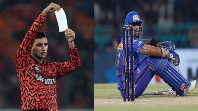 अभिषेक शर्मा ने शतक जड़ने के बाद युवराज सिंह के अलावा मुंबई के सूर्यकुमार यादव का क्यों लिया नाम ? कहा - टीम के कप्तान को.... abhishek sharma and suryakumar yadav