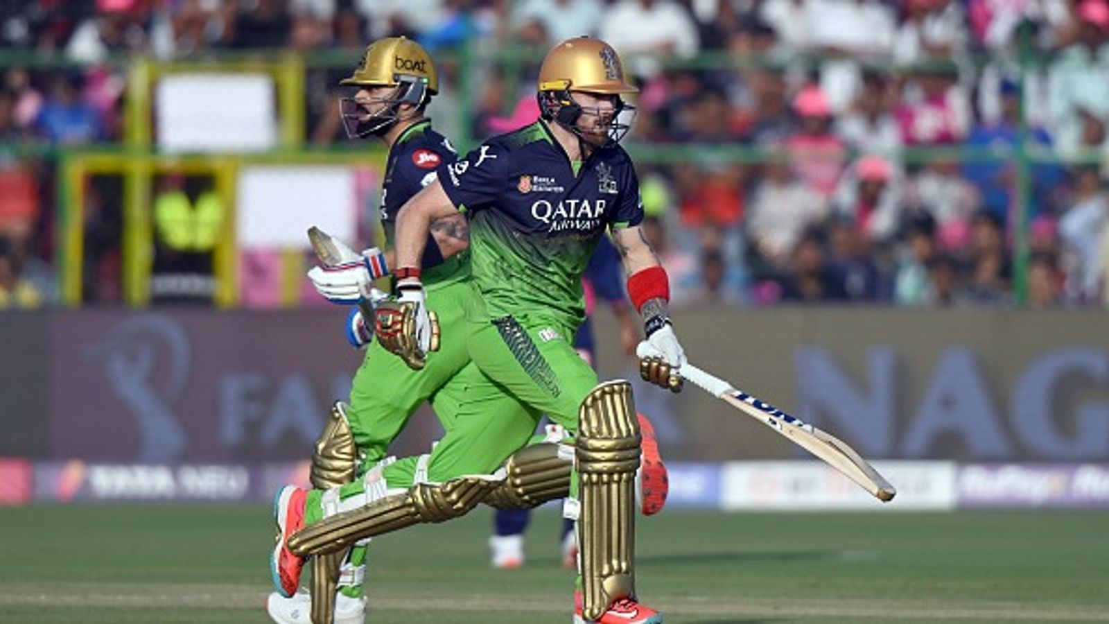 RR vs RCB: विराट कोहली और फिल सॉल्ट के धमाके से आरसीबी ने जयपुर में गाड़ा जीत का झंडा, राजस्थान को दी 9 विकेट से पटखनी RR vs RCB: विराट कोहली और फिल सॉल्ट के धमाके से आरसीबी ने जयपुर में गाड़ा जीत का झंडा, राजस्थान को दी 9 विकेट से पटखनी