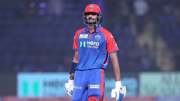 अक्षर पटेल ने मुंबई इंडियंस के खिलाफ हार के बाद इन बैटर्स पर निकाला गुस्सा, कहा- चेज के दौरान आपको थोड़ी न...