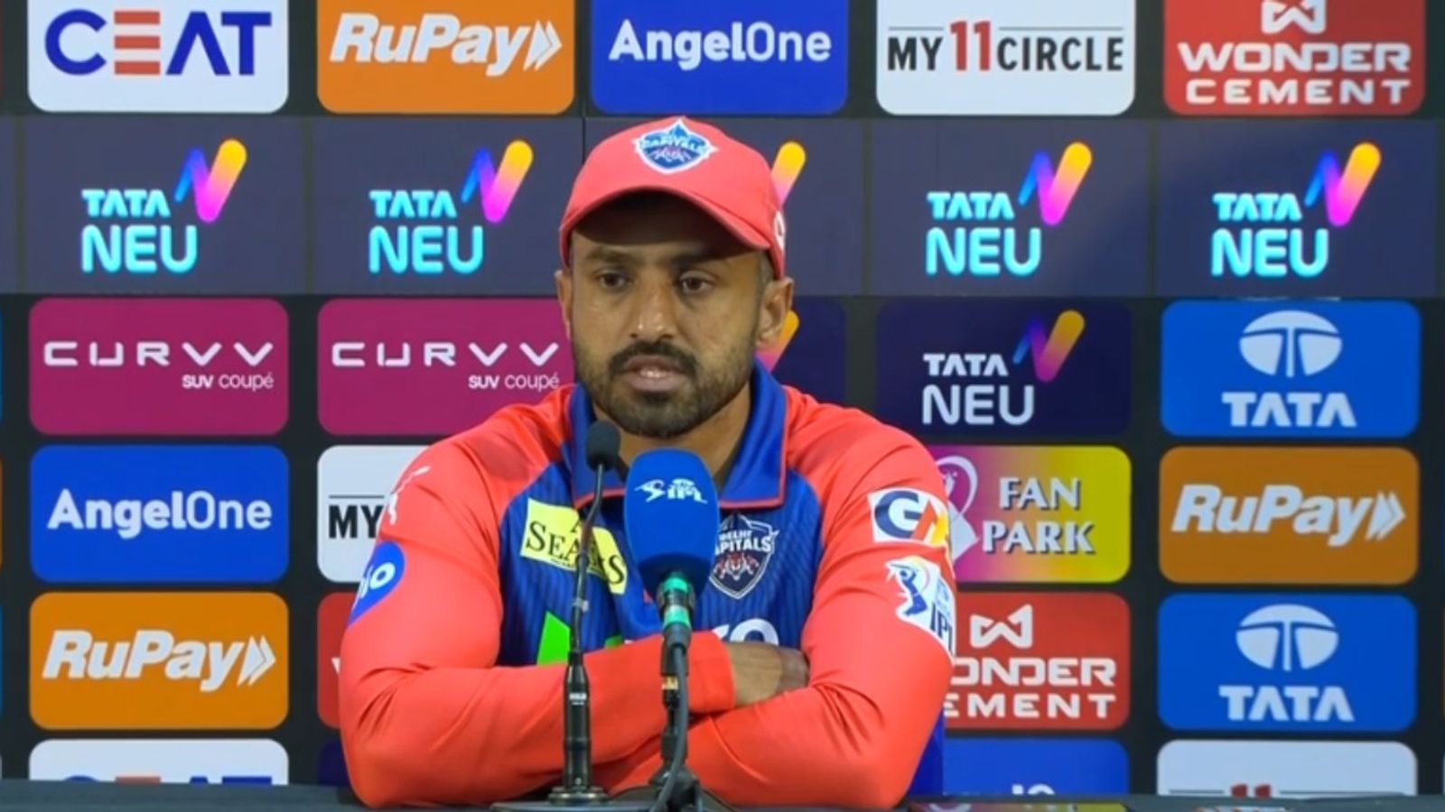 करुण नायर 3 साल बाद IPL में 89 रन की पारी खेलने के बाद क्यों भड़क उठे? कहा - मत बात करो इस इनिंग की जब... करुण नायर 3 साल बाद IPL में 89 रन की पारी खेलने के बाद क्यों भड़क उठे? कहा - मत बात करो इस इनिंग की जब...