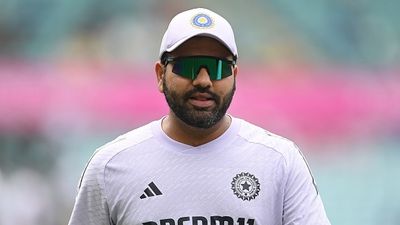 रोहित शर्मा को IPL 2025 के बीच बड़ा सम्मान, मुंबई क्रिकेट ने वर्ल्ड चैंपियन कप्तान के नाम किया स्टैंड SportsTak Hindi