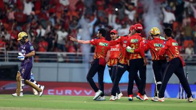PBKS vs KKR Highlights, IPL 2025: पंजाब किंग्स ने 111 रन बचाकर रचा इतिहास, डिफेंडिंग चैंपियन कोलकाता के सामने आईपीएल के सबसे छोटे लक्ष्य का किया बचाव SportsTak Hindi