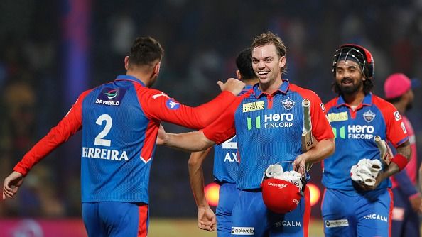 दिल्‍ली कैपिटल्‍स के कोच को BCCI ने दी कड़ी सजा, राजस्‍थान रॉयल्‍स के खिलाफ मैच में अंपायर से हुई थी बहस,  Video 