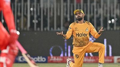 'बाबर आजम ने नंबर 3 पर खेलने से मना कर दिया', PSL टीम के मालिक का चौंकाने वाला खुलासा, कहा- उनके भीतर घमंड है SportsTak Hindi