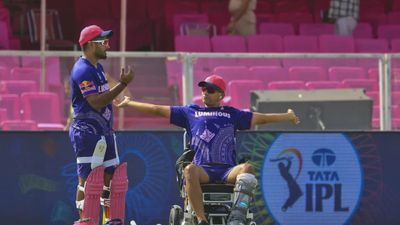 राहुल द्रविड़ ने राजस्थान रॉयल्स में बिखराव और सैमसन से अनबन पर तोड़ी चुप्पी, बोले- मैं फैसले ले रहा हूं और... SportsTak Hindi