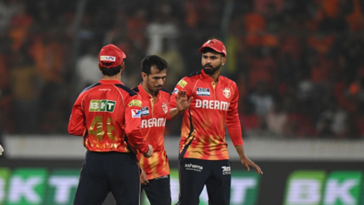 श्रेयस अय्यर ने युजवेंद्र चहल से पर्सनली क्या बात की, जिससे पंजाब किंग्स के स्पिनर का खौल गया खून, फिर मैदान पर मचाने लगे तबाही SportsTak Hindi